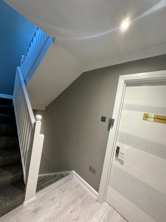 Luxury House Apartman Greenford  Kültér fotó