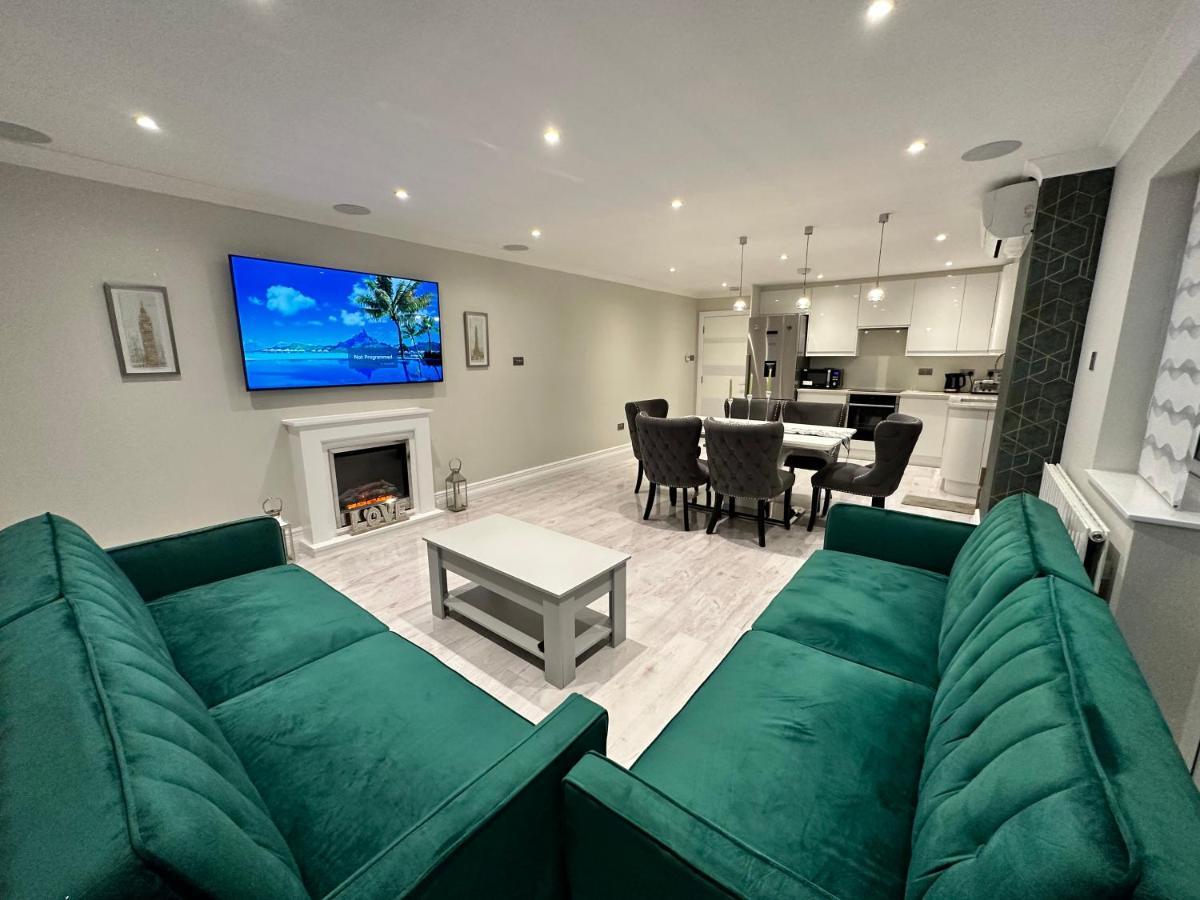 Luxury House Apartman Greenford  Kültér fotó
